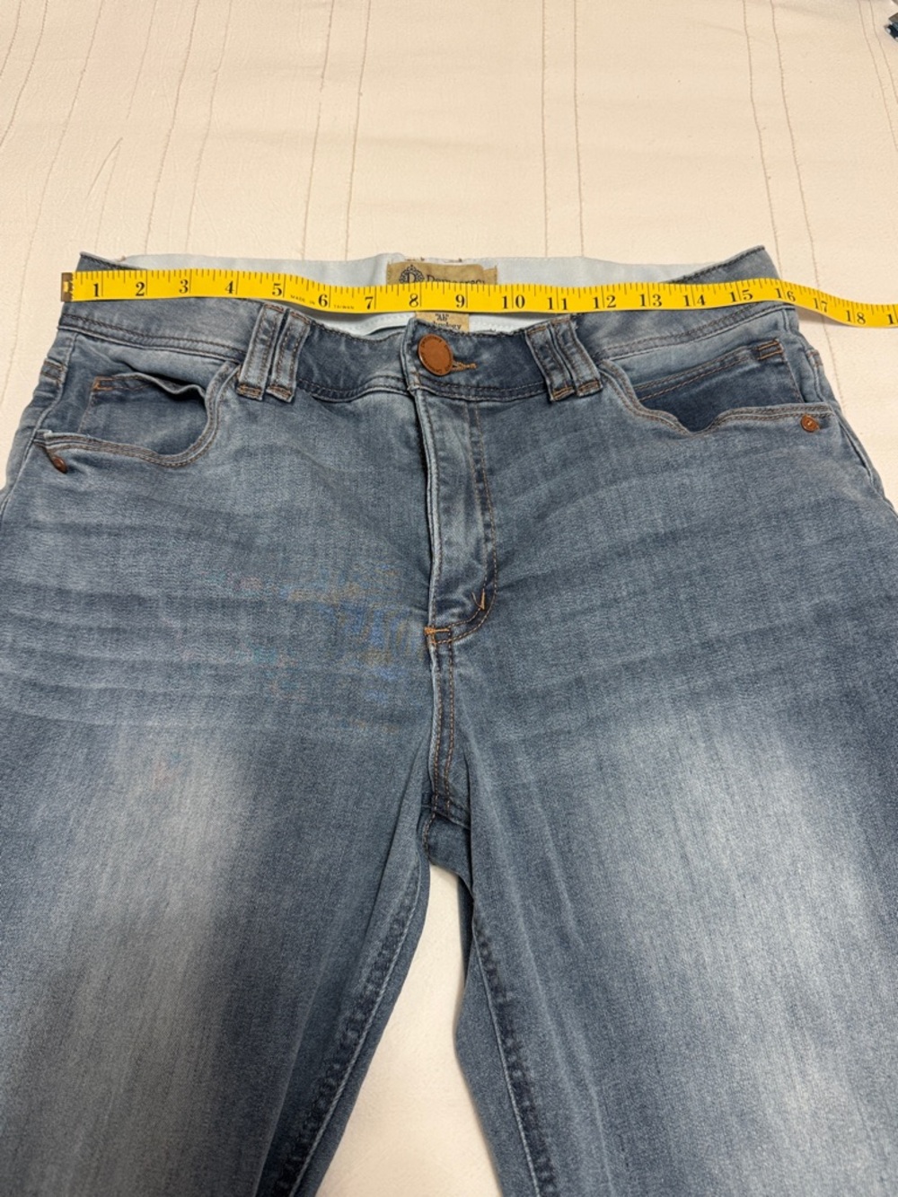 Democracy Ab Technology Medium Wash Flare Jeans in Blue - Picture 4 of 6